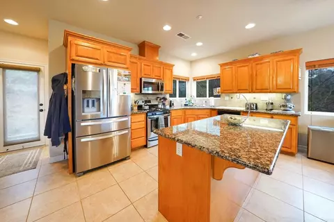 Kitchen - 1626 Frisius Dr, Julian, CA 92036 photo 3 of 3