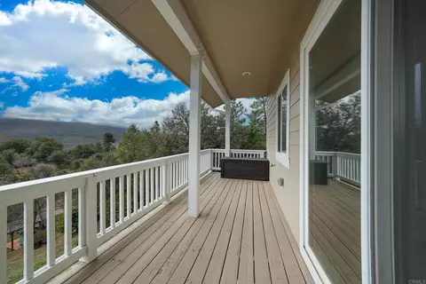 Exterior - 1626 Frisius Dr, Julian, CA 92036 photo 7 of 11