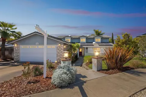 3975 Stella Maris Ln, Carlsbad, CA 92008