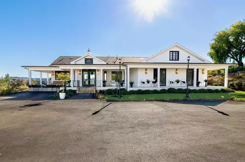 2255 Via Dulcea, Fallbrook, CA 92028