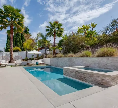 3515 Sitio Baya, Carlsbad, CA 92009
