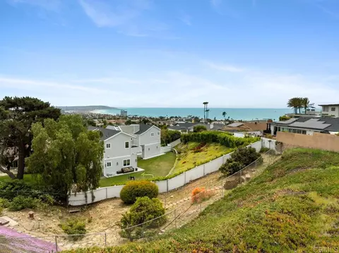 5452 Moonlight Ln, La Jolla, CA 92037 photo 17