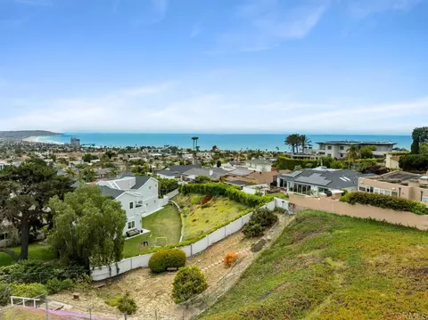 5452 Moonlight Ln, La Jolla, CA 92037 photo 21