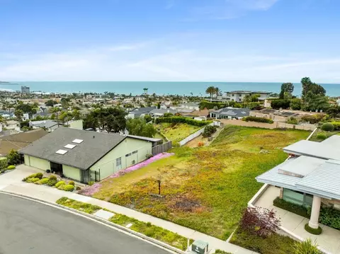 5452 Moonlight Ln, La Jolla, CA 92037 photo 10