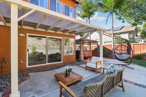 322 Moonstone Bay Dr, Oceanside, CA 92057