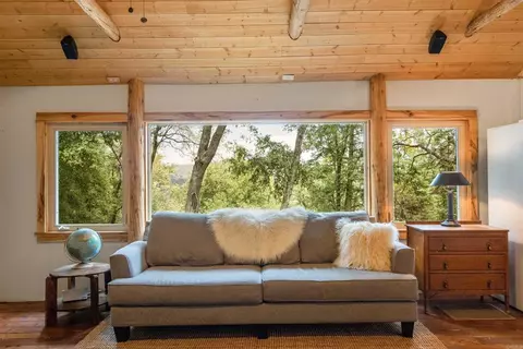 21932 Crestline Rd, Palomar Mountain, CA 92060