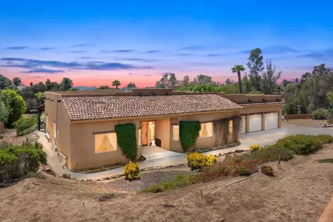 Exterior - 129 Emilia Ln, Fallbrook, CA 92028 photo 1 of 20