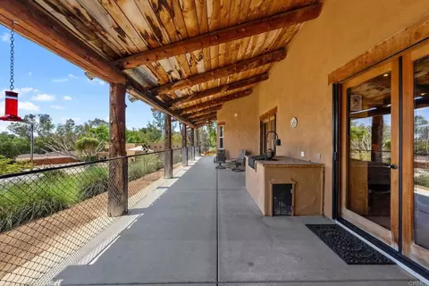 Exterior - 129 Emilia Ln, Fallbrook, CA 92028 photo 8 of 20