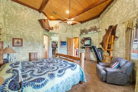 Bedroom - 129 Emilia Ln, Fallbrook, CA 92028 photo 2 of 4