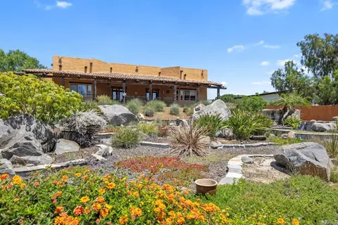 Exterior - 129 Emilia Ln, Fallbrook, CA 92028 photo 14 of 20