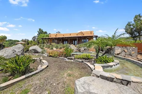 Exterior - 129 Emilia Ln, Fallbrook, CA 92028 photo 13 of 20
