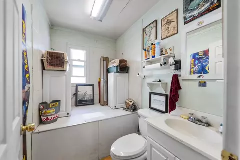 Bath - 129 Emilia Ln, Fallbrook, CA 92028 photo 6 of 6