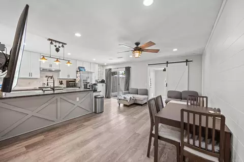 257 Holiday Way, Oceanside, CA 92057