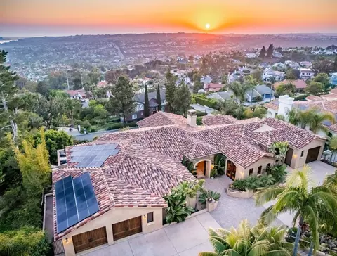 7133 Obelisco Cir, Carlsbad, CA 92009