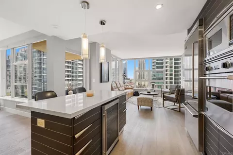 1325 Pacific Hwy #1004, San Diego, CA 92101