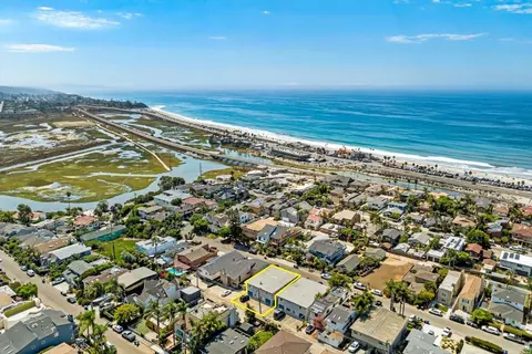 2453 Newcastle Ave, Cardiff By The Sea, CA 92007