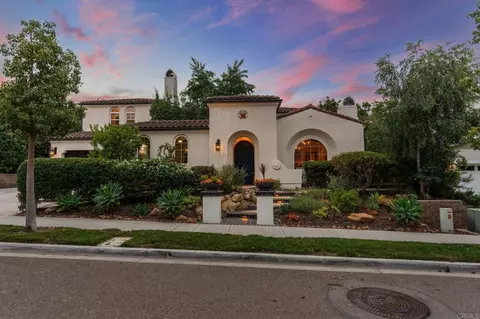 7691 Circulo Sequoia, Carlsbad, CA 92009