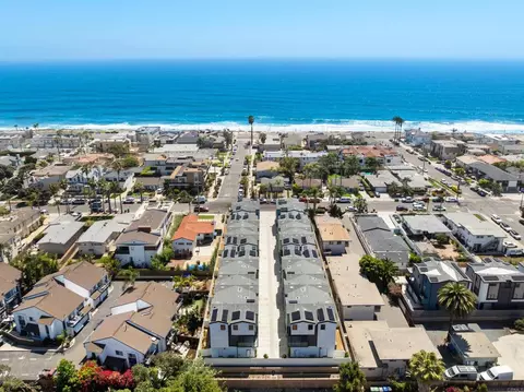 3584 Garfield St, Carlsbad, CA 92008