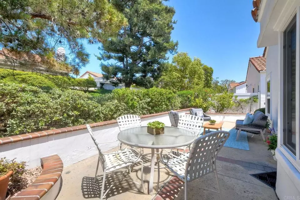 Exterior - 4956 Lamia Way, Oceanside, CA 92056 photo 5 of 10