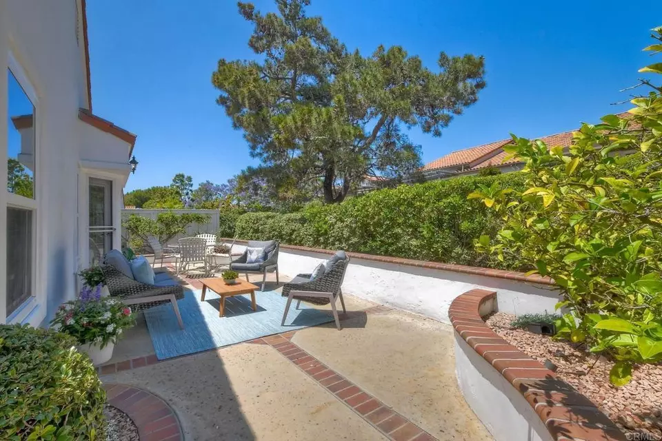 Exterior - 4956 Lamia Way, Oceanside, CA 92056 photo 4 of 10