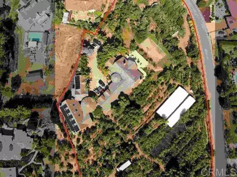 View/Area - 2081 Elevado Rd, Vista, CA 92084 photo 1 of 9