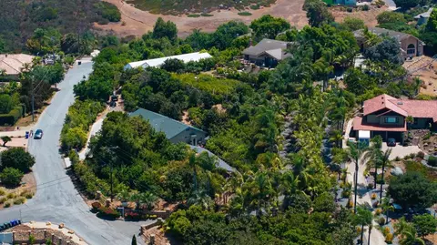 View/Area - 2081 Elevado Rd, Vista, CA 92084 photo 5 of 9