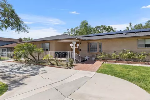 13021 Hewes Ave, Santa Ana, CA 92705