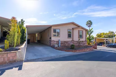 2003 Bayview Heights Dr #83, San Diego, CA 92105