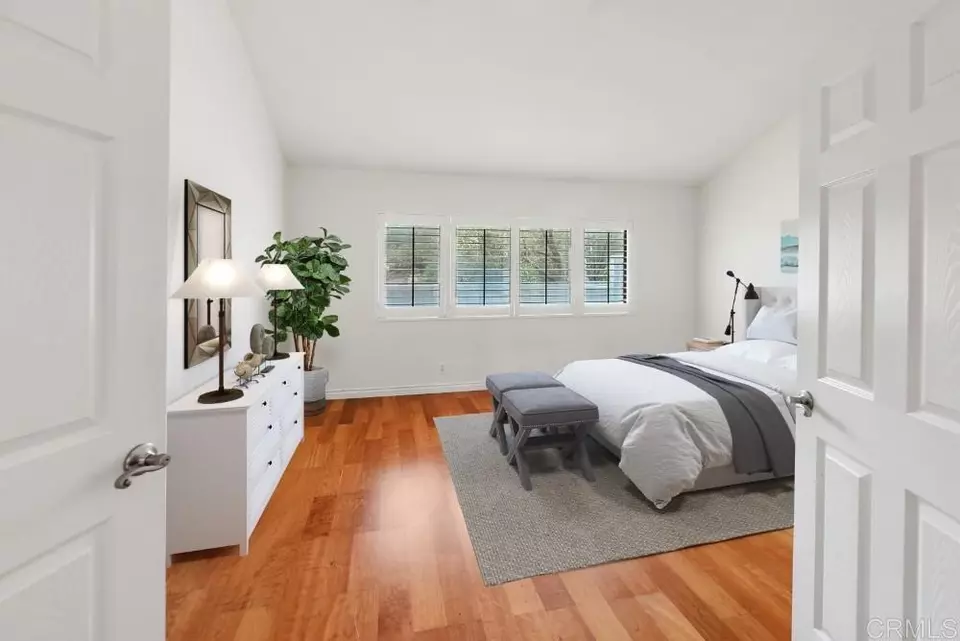 Bedroom - 8004 Caminito Gianna, La Jolla, CA 92037 photo 3 of 4