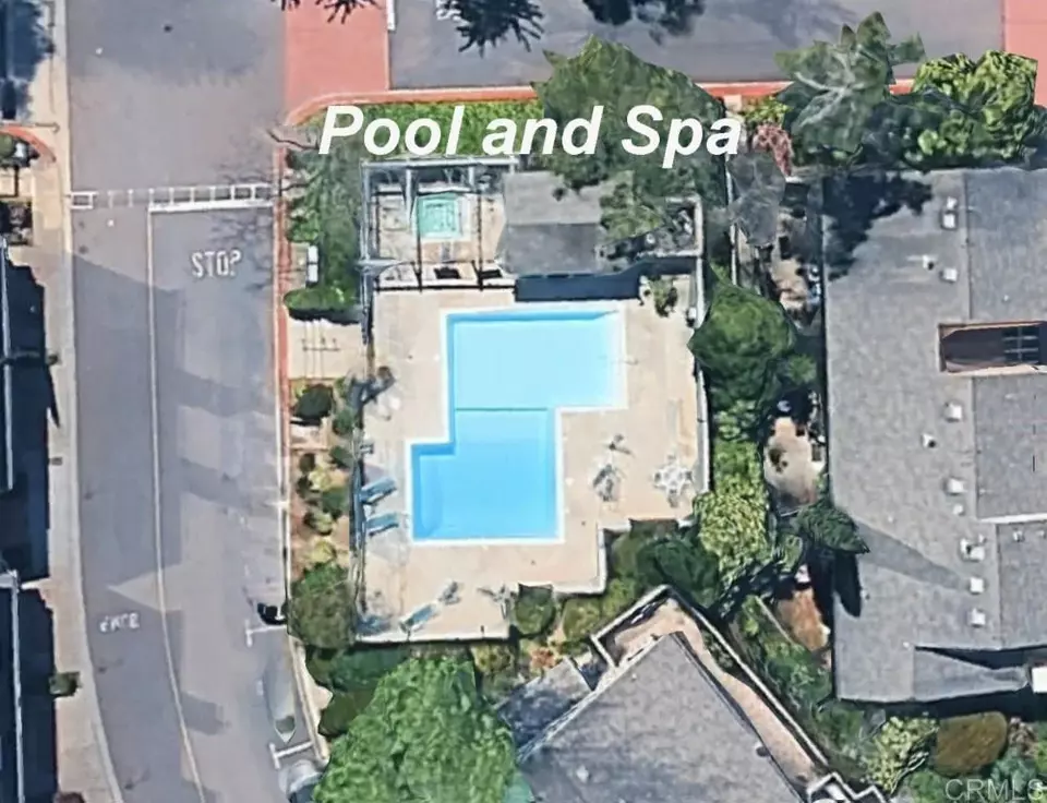 Exterior - 8004 Caminito Gianna, La Jolla, CA 92037 photo 10 of 12