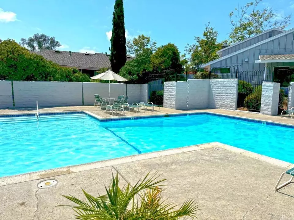 Exterior - 8004 Caminito Gianna, La Jolla, CA 92037 photo 11 of 12