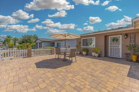 3560 Thunder Dr, Oceanside, CA 92056