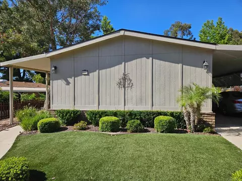 8975 Lawrence Welk Dr #393, Escondido, CA 92026