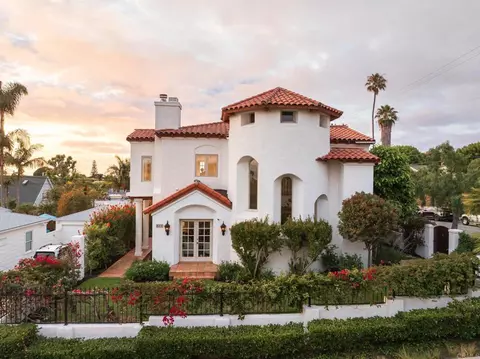 654 Bonair Pl, La Jolla, CA 92037