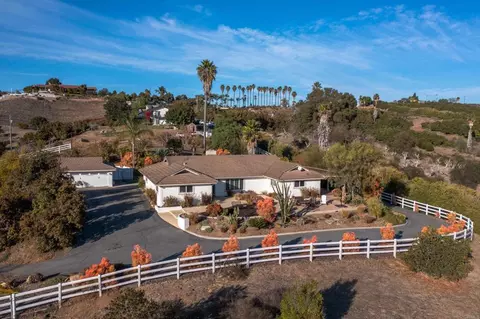 31555 Cottontail Ln, Bonsall, CA 92003