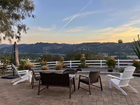 31555 Cottontail Ln, Bonsall, CA 92003