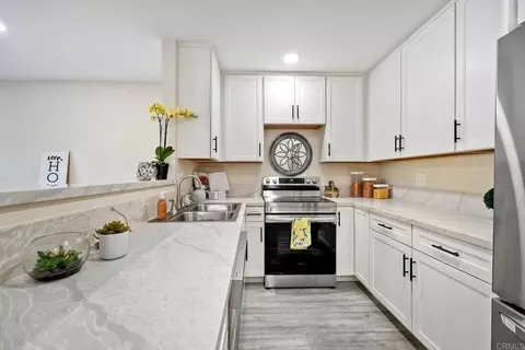 12505 Oaks North Dr #141, San Diego, CA 92128