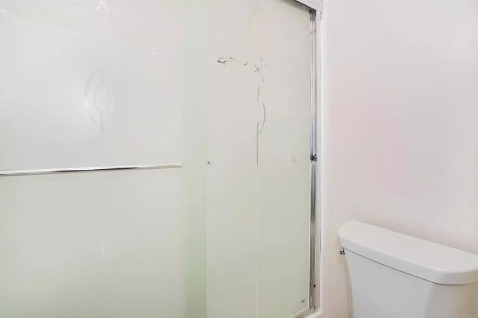 Bath - 359 N Melrose Dr #G, Vista, CA 92083 photo 4 of 4