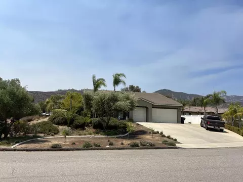 20841 Sundrops Ln, Wildomar, CA 92595