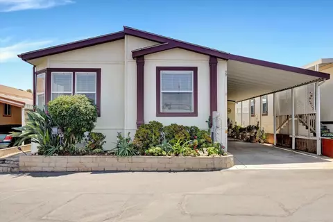 99 Pheasant Ln, Oceanside, CA 92057