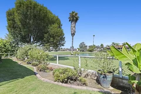 1051 La Reina Dr, San Marcos, CA 92078