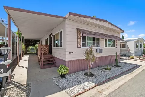 9395 Harritt Rd #2, Lakeside, CA 92040