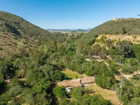 9115 Harmony Grove Rd, Escondido, CA 92029