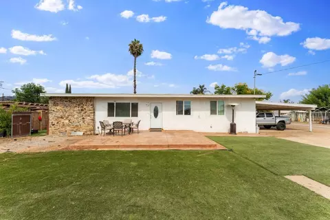 1045 Howard Ave, Escondido, CA 92029