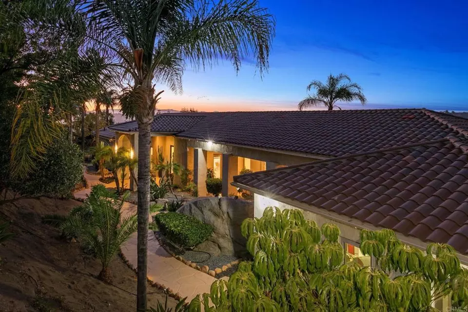 Exterior - 30330 Via Maria Elena, Bonsall, CA 92003 photo 9 of 13