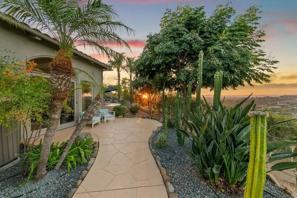 Exterior - 30330 Via Maria Elena, Bonsall, CA 92003 photo 5 of 13