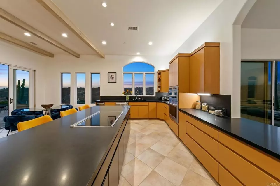 Kitchen - 30330 Via Maria Elena, Bonsall, CA 92003 photo 2 of 8