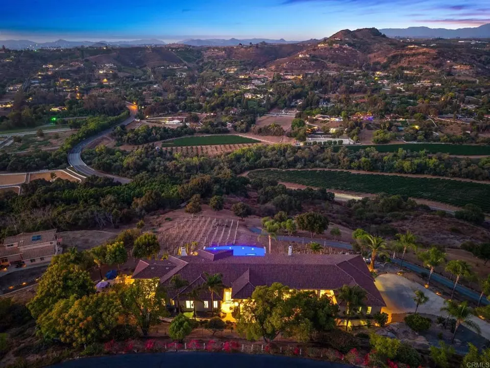 View/Area - 30330 Via Maria Elena, Bonsall, CA 92003 photo 1 of 11