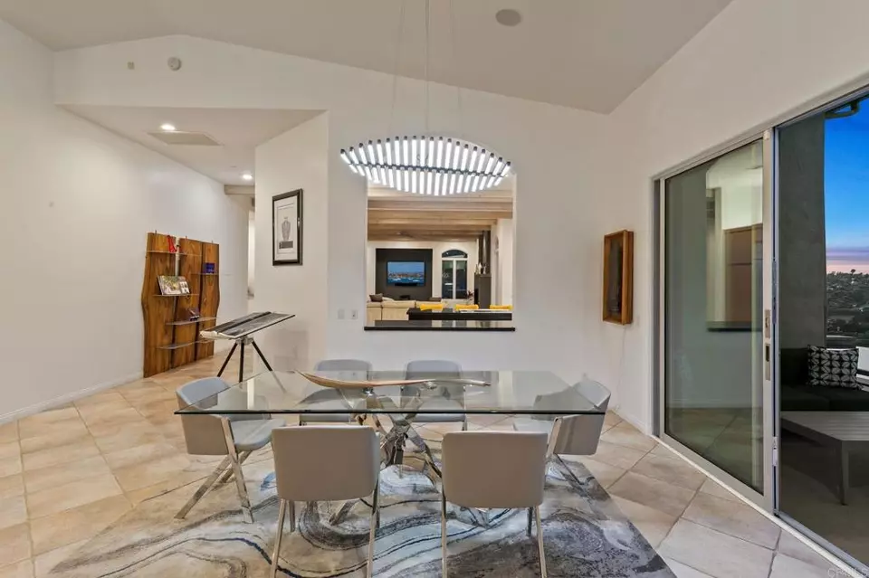 Dining - 30330 Via Maria Elena, Bonsall, CA 92003 photo 1 of 3
