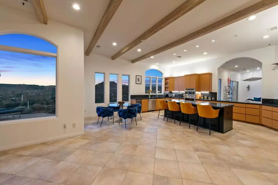 Kitchen - 30330 Via Maria Elena, Bonsall, CA 92003 photo 8 of 8